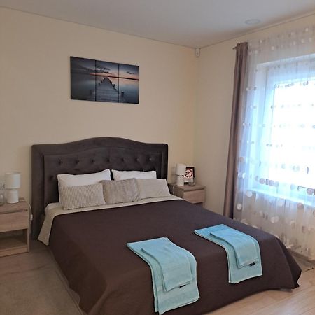 Liux Apartamentai 考纳斯 外观 照片